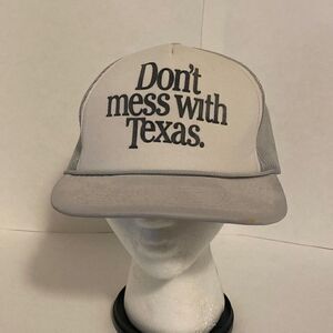 80s Vintage trucker hat Hanes Don’t Mess with Texas‎